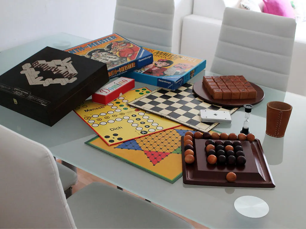 Ferienwohnungen Familie Bartussek 린다우 0*,